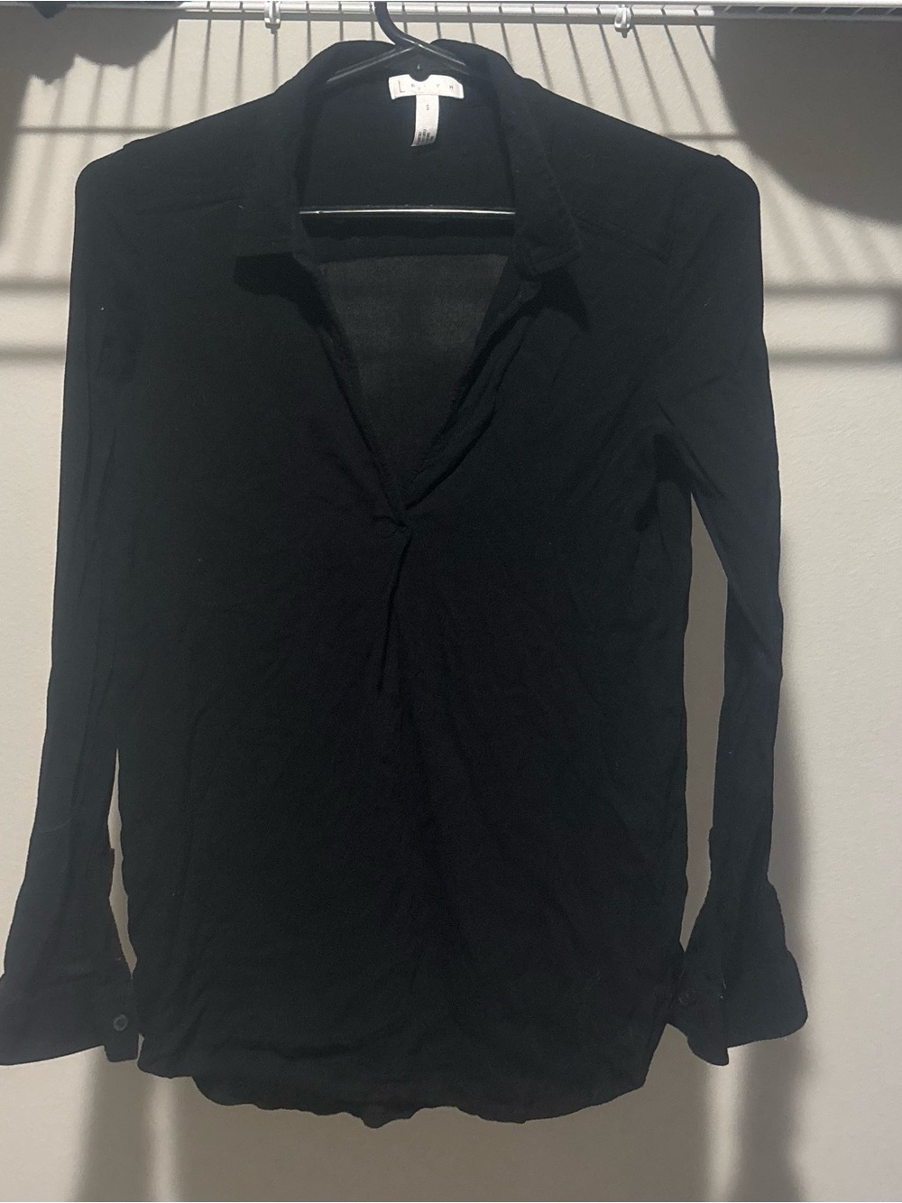 Leith Black Long-Sleeve V-Neck Blouse